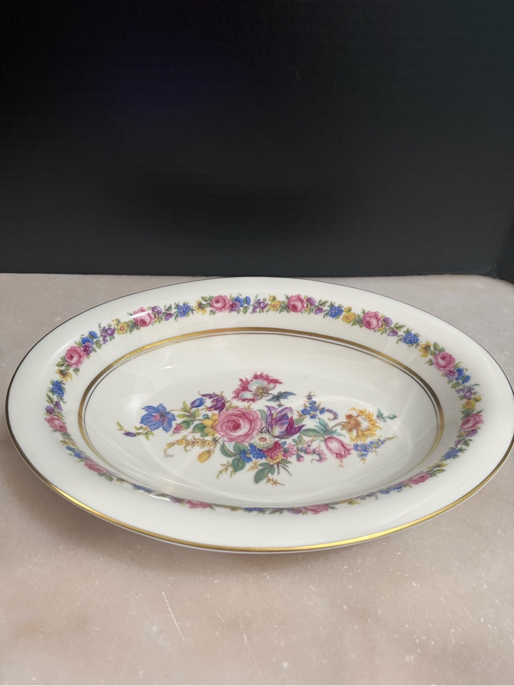 Manor by CASTLETON 11” Oval Vegetable Bowl
